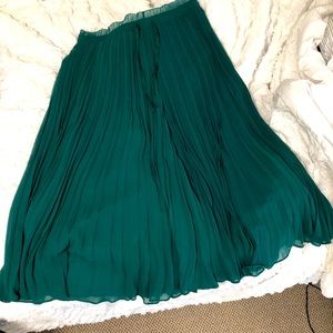 Forest green skort